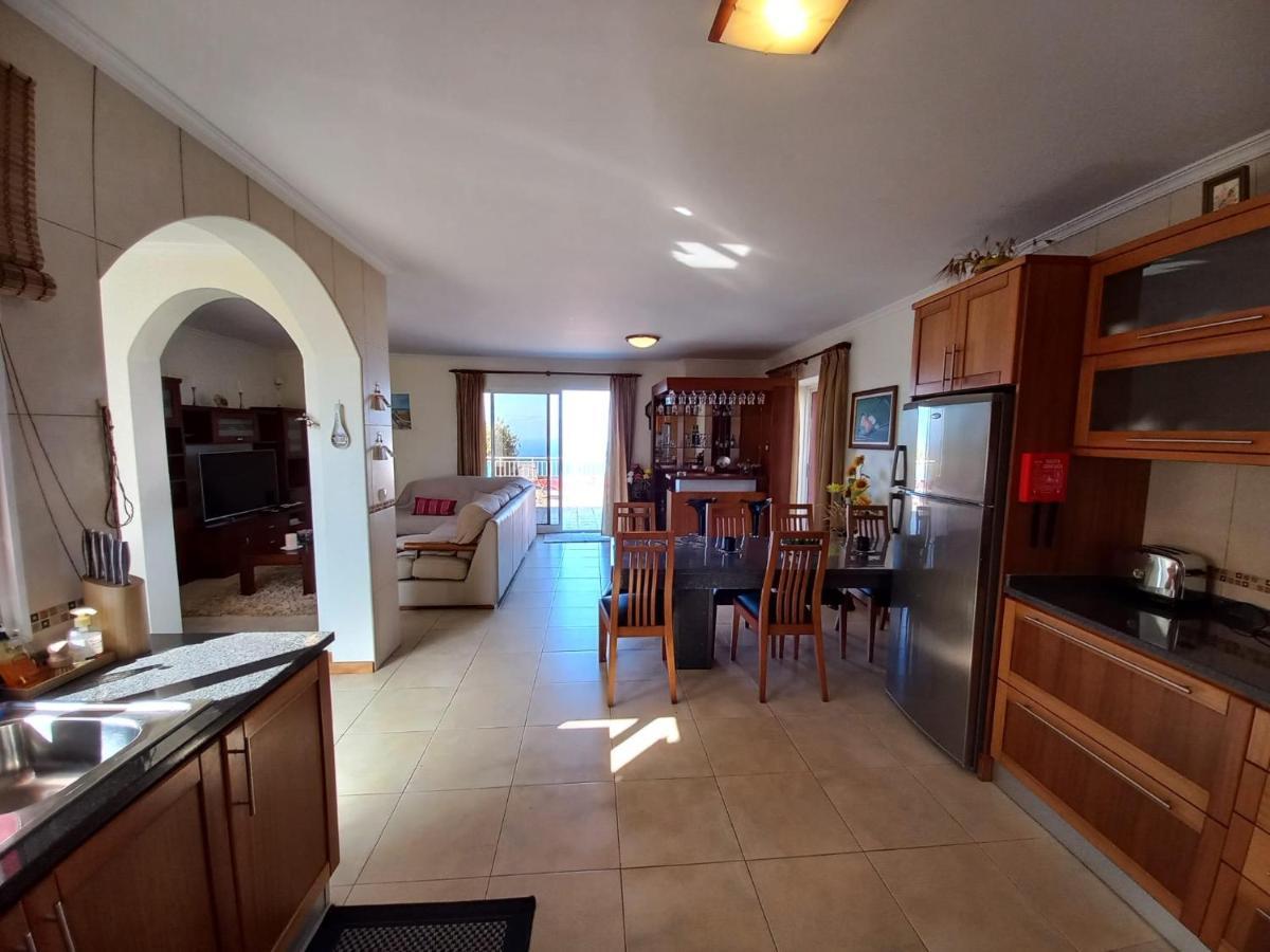 Casa Abreu Gouveia In Ponta Do Pargo Villa Calheta  Kültér fotó